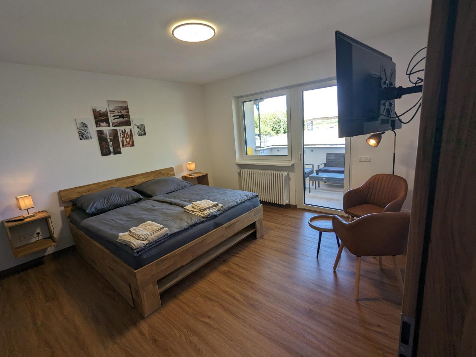S'Bahnhoefle Apartments 灵斯海姆 外观 照片